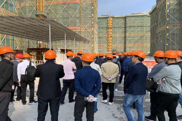 路灣村東側(cè)地塊商住用房項(xiàng)目（香樟灣）南標(biāo)段工程舉行觀摩培訓(xùn)交流會(huì)
